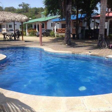 La Cabana De Victor Olón Екстериор снимка